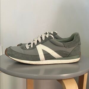 Women’s Green Sneakers with White Accents